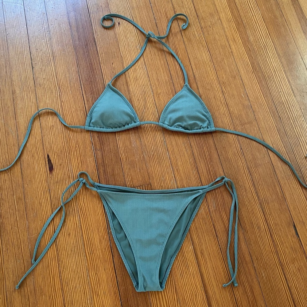 Forever 21 Ribbed String Bikini Set